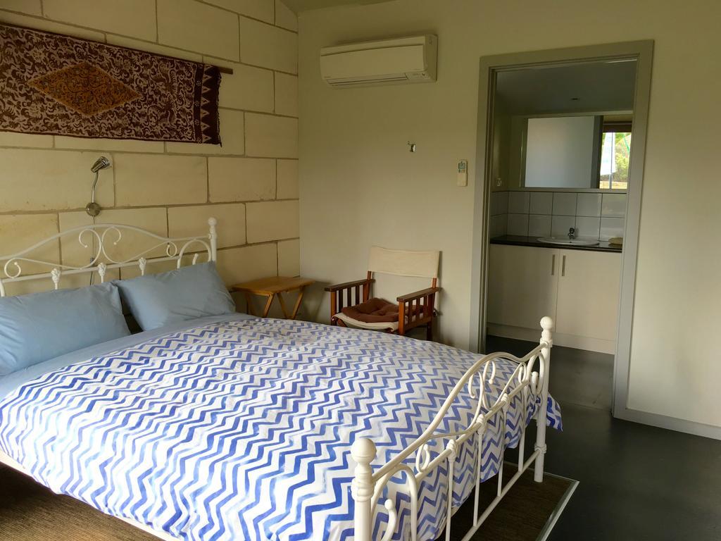 Port Campbell Guesthouse & Flash Packers ภายนอก รูปภาพ
