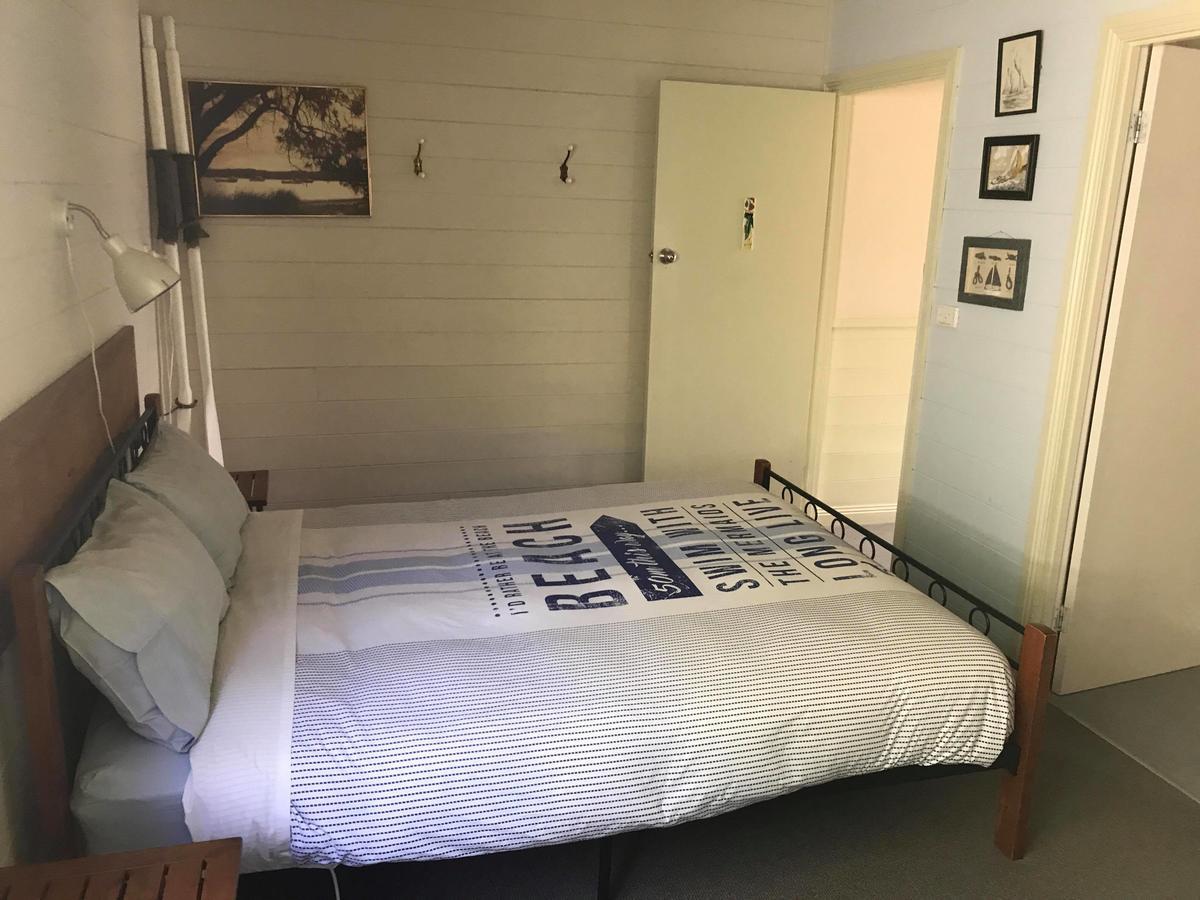 Port Campbell Guesthouse & Flash Packers ภายนอก รูปภาพ