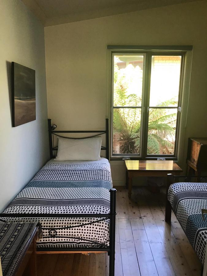 Port Campbell Guesthouse & Flash Packers ภายนอก รูปภาพ
