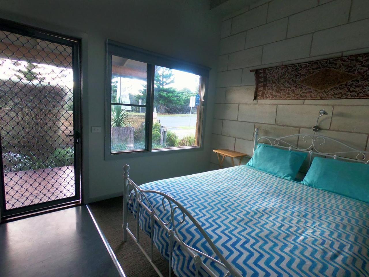 Port Campbell Guesthouse & Flash Packers ภายนอก รูปภาพ